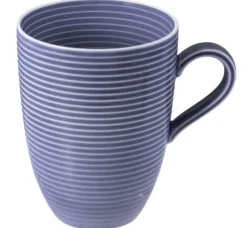 Beat Becher mit Henkel 0,35 l mit Relief Fliederblau